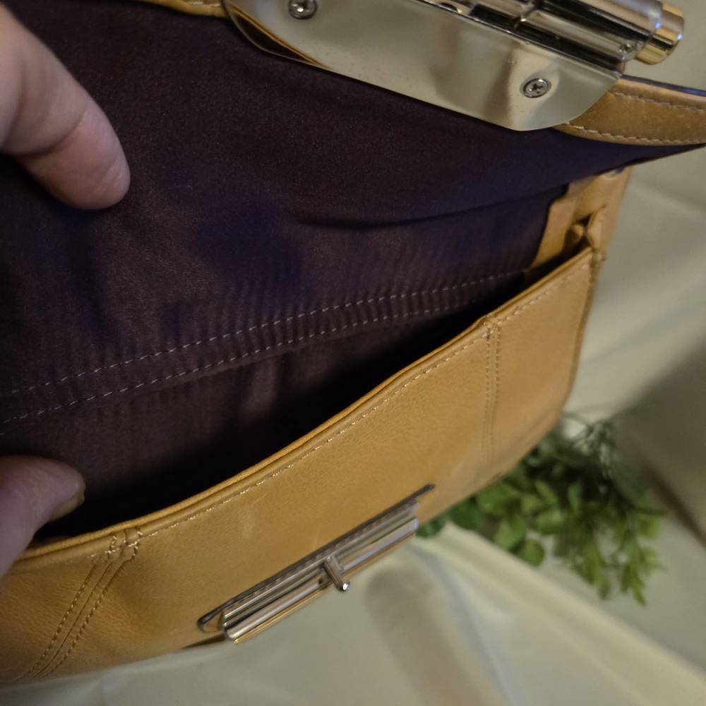 B. Makowsky Genuine Leather Satchel Tan Brown Shoulder Bag w/ Dust Bag - Picture 8 of 17